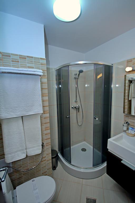 Hotel Eden Тульча Номер фото