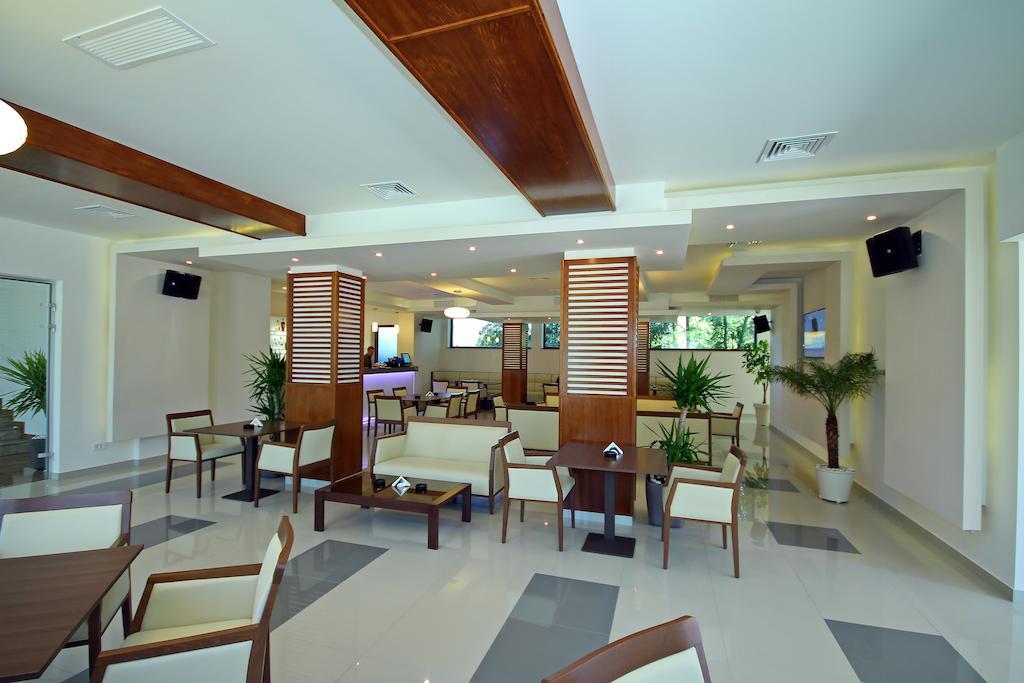 Hotel Eden Тульча Екстер'єр фото