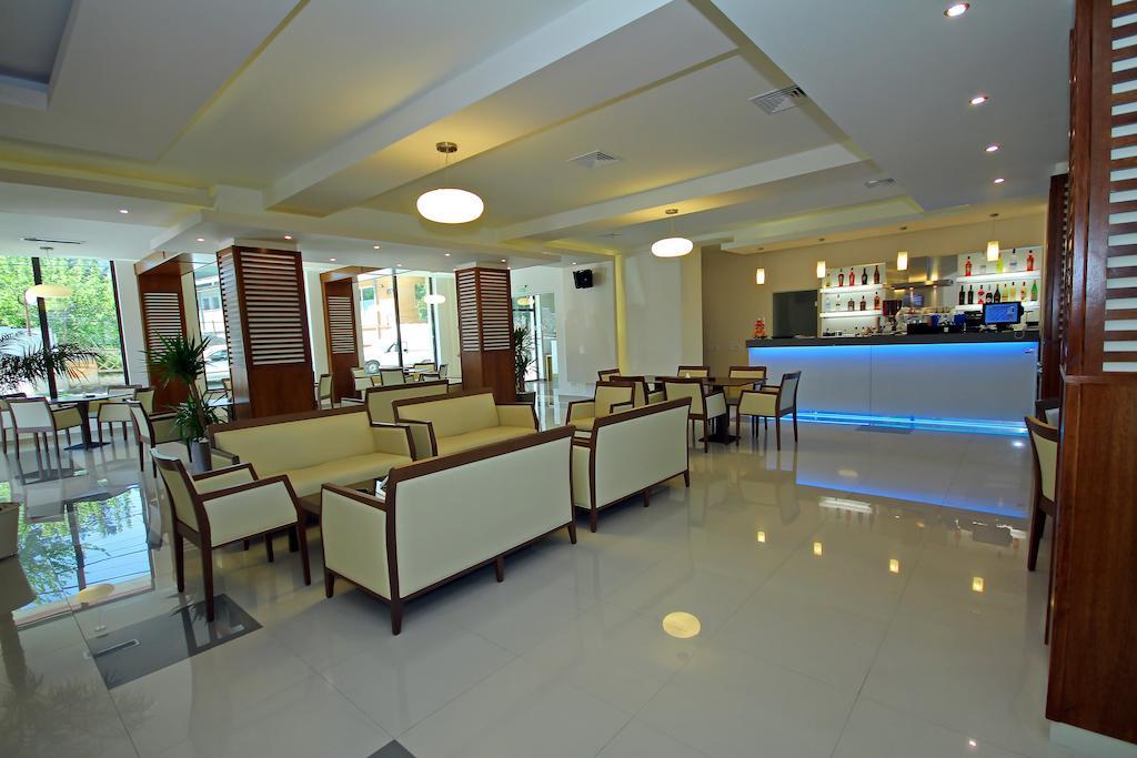 Hotel Eden Тульча Екстер'єр фото