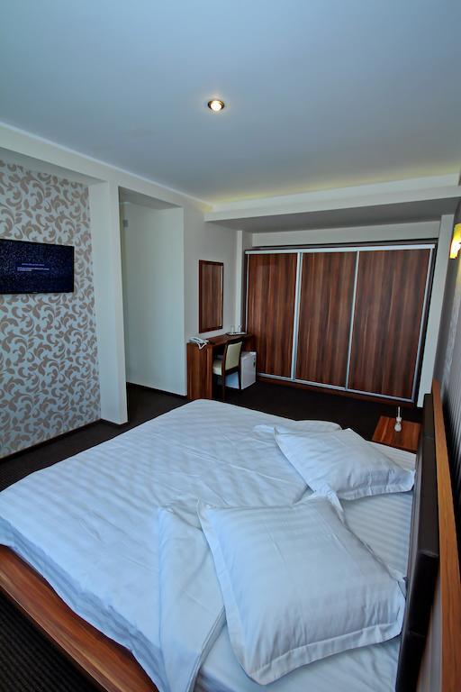Hotel Eden Тульча Номер фото